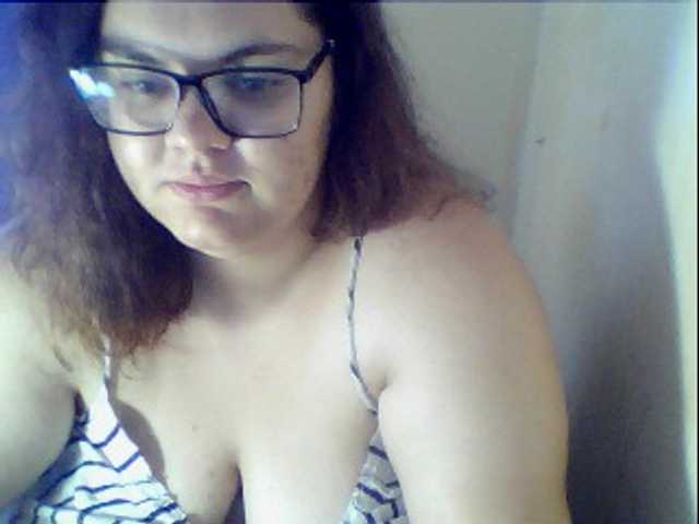 Broadcast Screenshots Loransexy