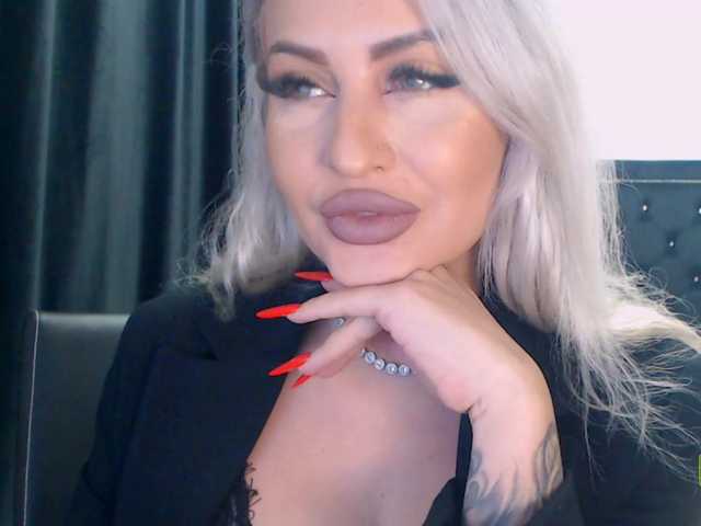 Fotos lovelyblondyx Welcome!!! nails #smoke #fetish #dirty #blonde