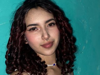 Erotisk videochat Lucy-Cute