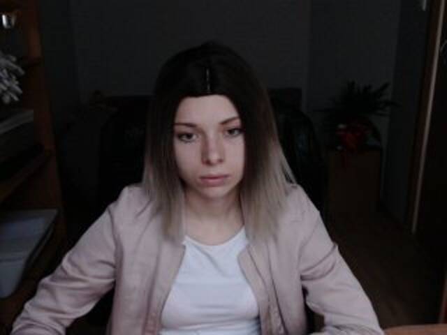 Broadcast Screenshots LucySmith