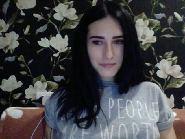 Broadcast Screenshots lux-modelx