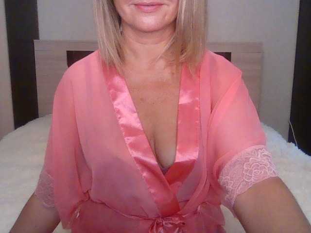 Broadcast Screenshots LuxOliviaX