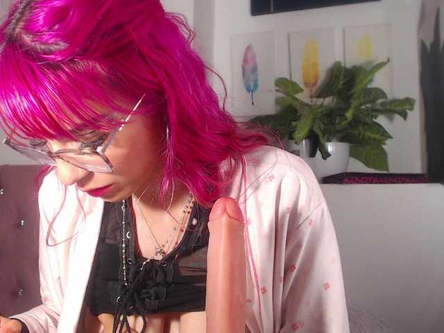 Broadcast Screenshots madonnalatin