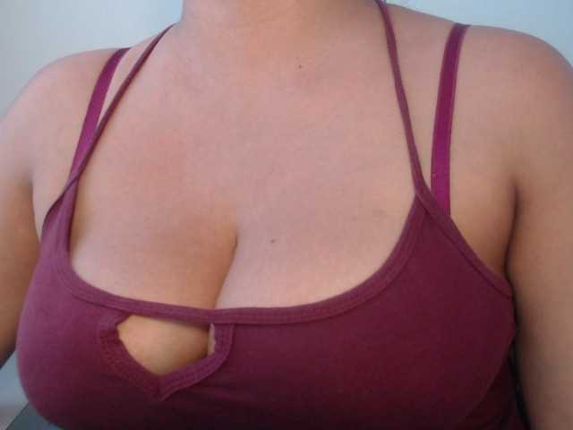 Broadcast Screenshots MaiaVelez