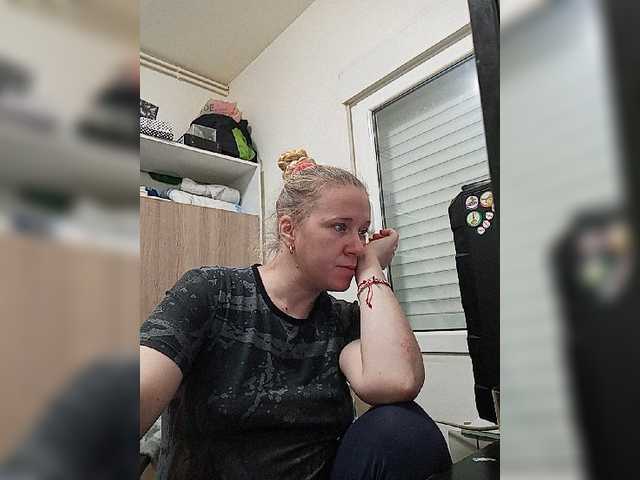 Broadcast Screenshots lorenarubia