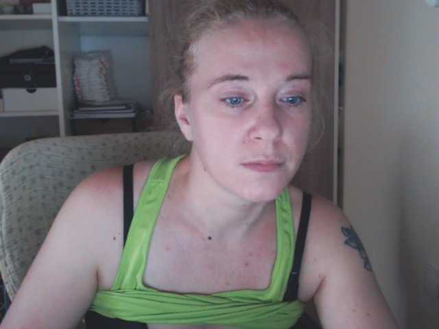 Broadcast Screenshots lorenarubia