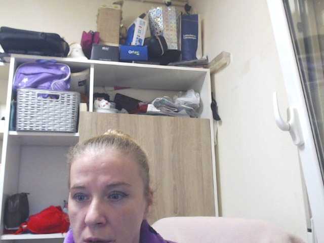 Broadcast Screenshots lorenarubia