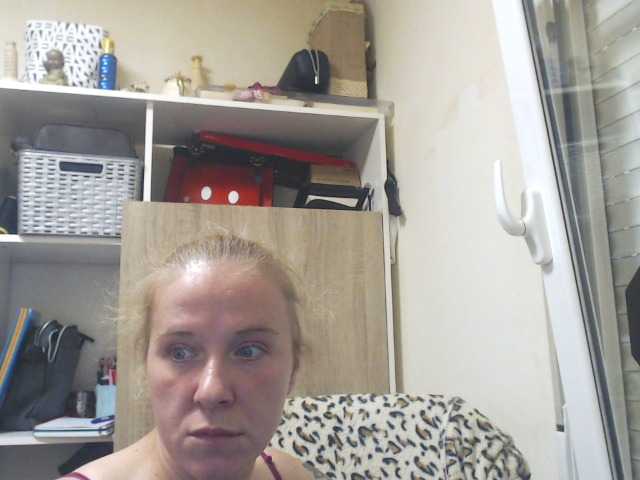 Broadcast Screenshots lorenarubia