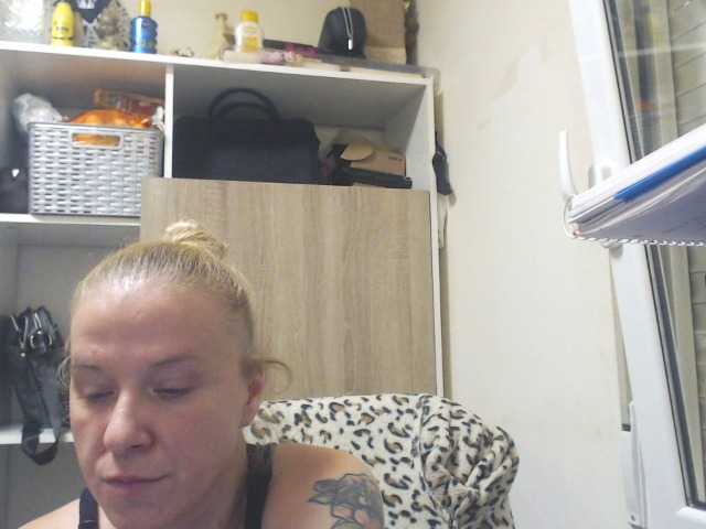 Broadcast Screenshots lorenarubia