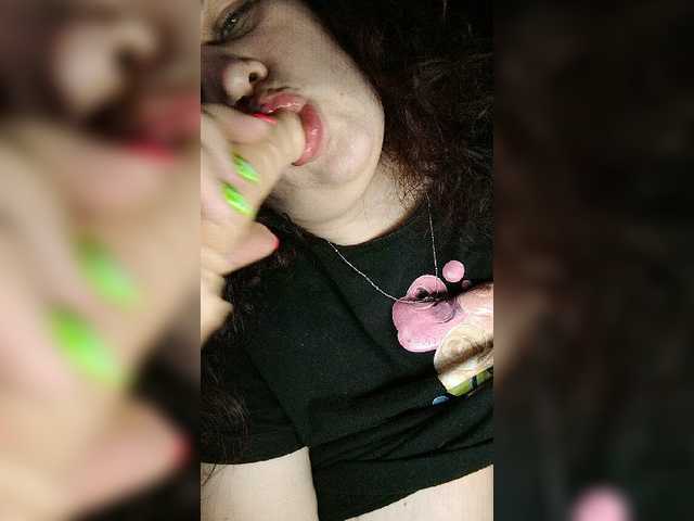 Broadcast Screenshots MaroonRosa