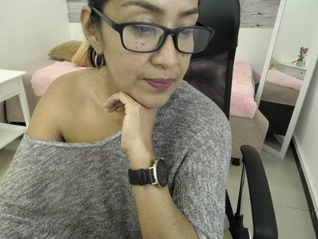 Broadcast Screenshots Martha-milff