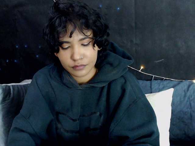 Broadcast Screenshots MaryRouss