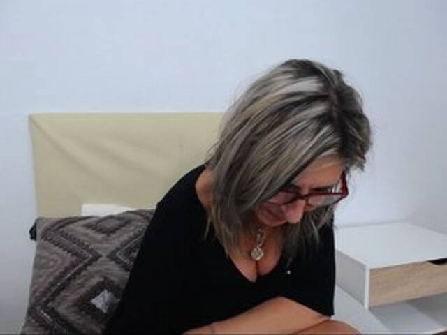 Broadcast Screenshots MatureMerryxx