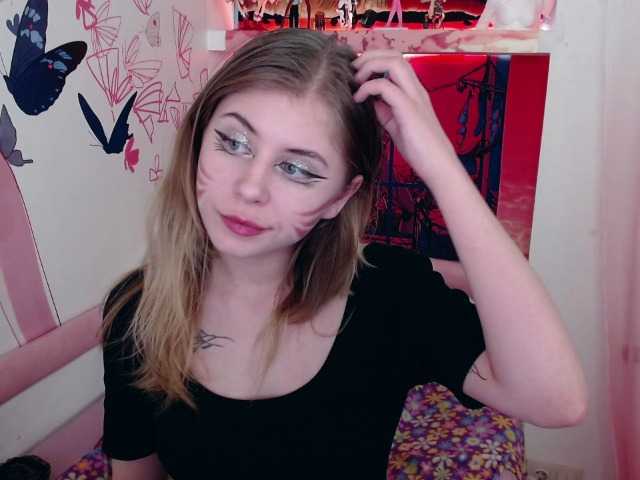 Broadcast Screenshots MayaFold