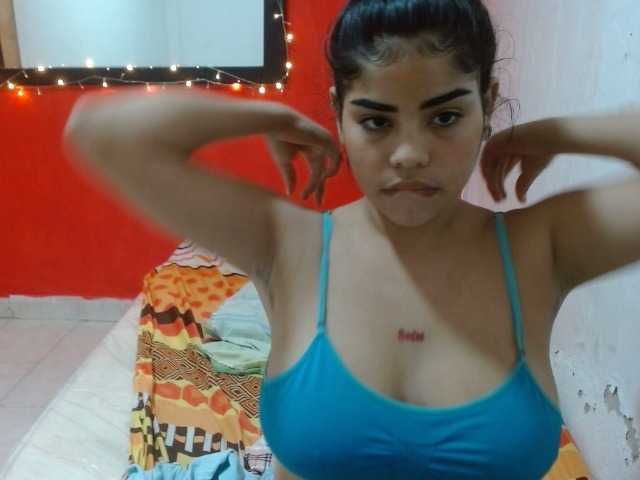 Broadcast Screenshots MayraMeneses