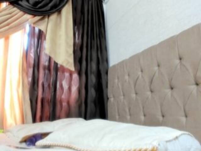 Broadcast Screenshots megan-rose