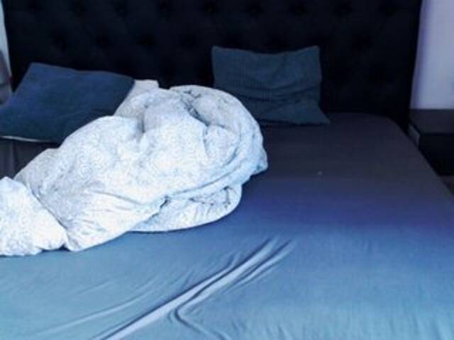 Broadcast Screenshots melancolic