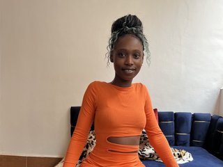 Erotisk videochat Melaninebonyxxx