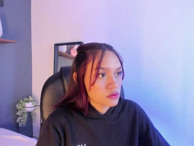 Broadcast Screenshots Mia-Gil