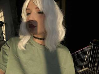 Erotisk videochat Miataa