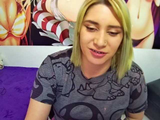 Broadcast Screenshots michell-queen