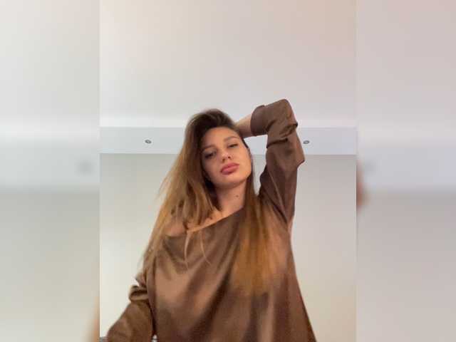 Broadcast Screenshots Solomiyaa