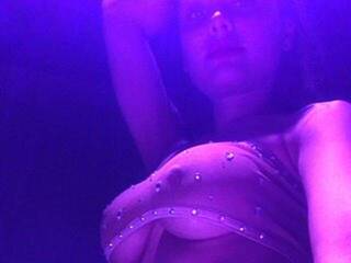 Erotisk videochat MiekaFans