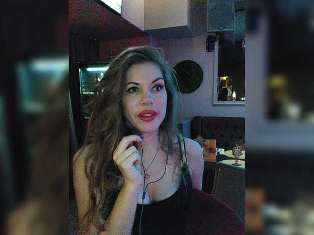 Broadcast Screenshots Miiilaa