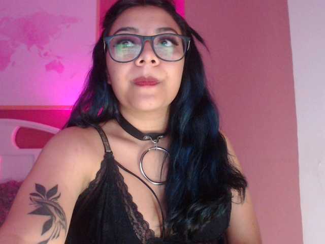 Fotos MiissMegan Orgasms at the click of a button! CONTROL ME 100tk for 20 sec♥ PUSSY PLAY at every goal//sqirt every 5 goals!!buy my snap and i gave u 2 super hot vi #pussy $#lovense #squirt #sado