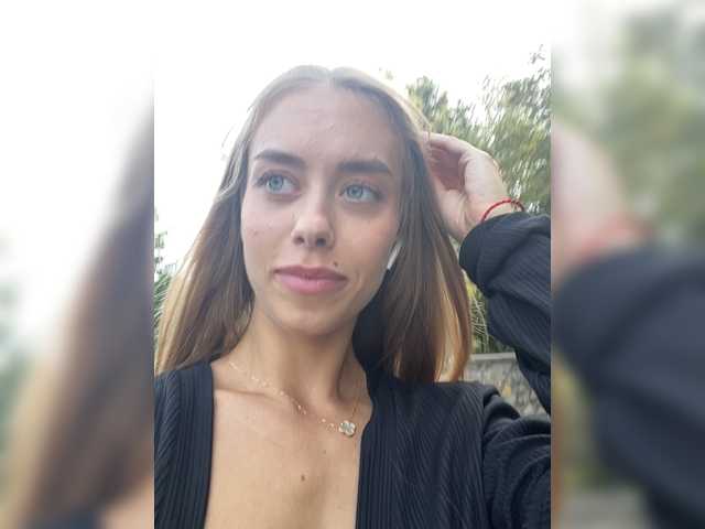 Broadcast Screenshots MikaMurrr