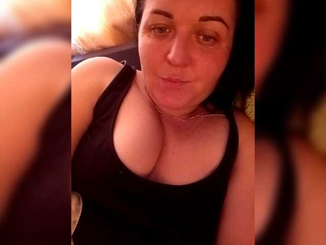 Broadcast Screenshots Millie-Eloise