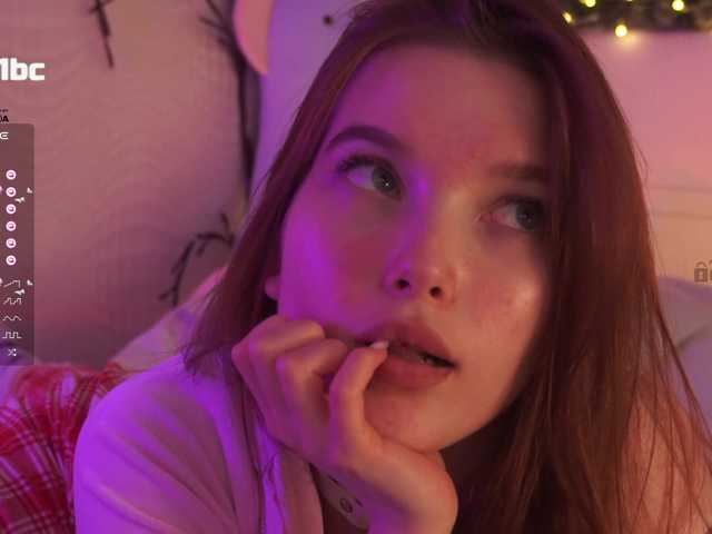 Broadcast Screenshots _Q_