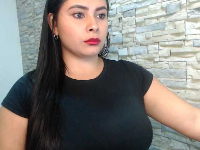 Broadcast Screenshots miss-daniela