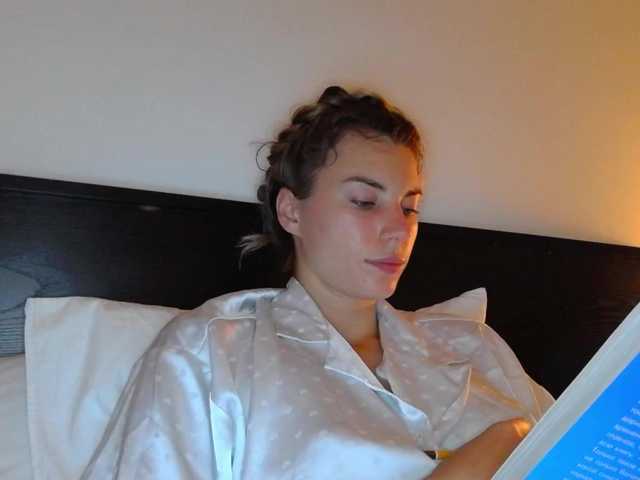 Broadcast Screenshots MistressLia
