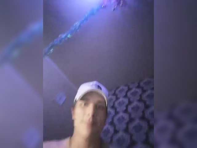 Broadcast Screenshots Molli6969