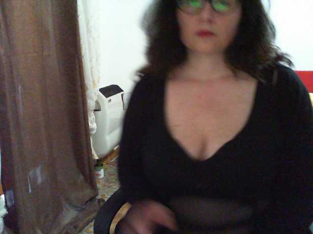 Fotos Monella2 30 tk flash boobs,50tk flash pussy,c2c only privat show,stand up 30 tk,no private tip thank you.