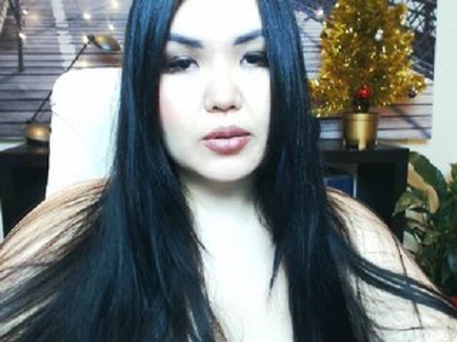 Broadcast Screenshots Monicasilly