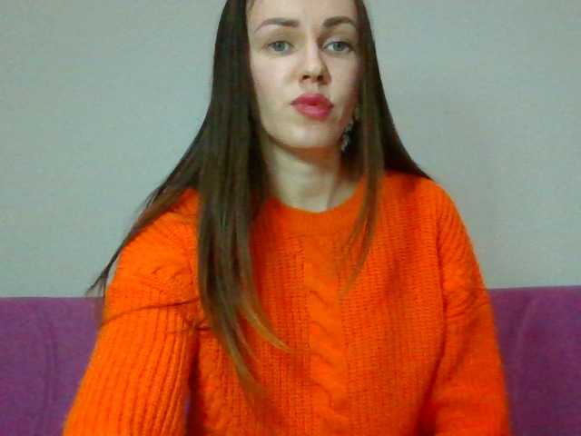 Broadcast Screenshots MonikaJoy