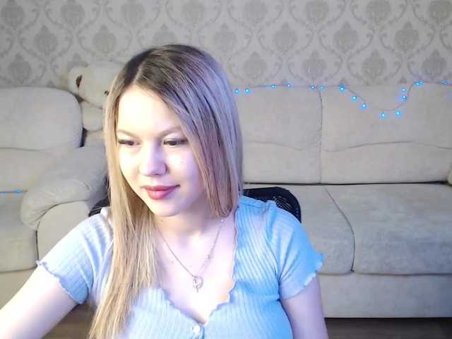 Broadcast Screenshots MonikaStill