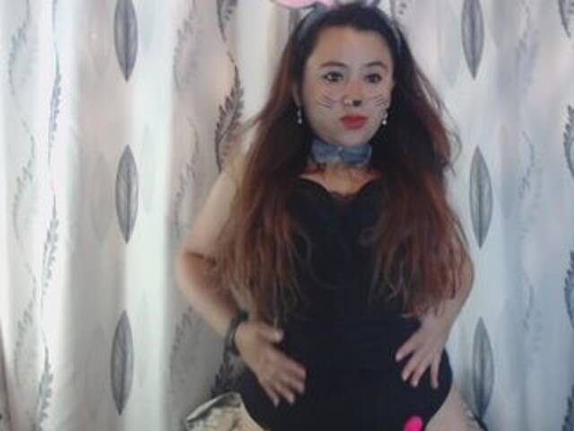 Broadcast Screenshots MOONREDHOT01