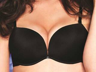 Erotisk videochat NAniston