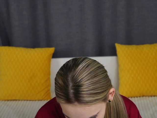 Broadcast Screenshots NaomiSweetheart