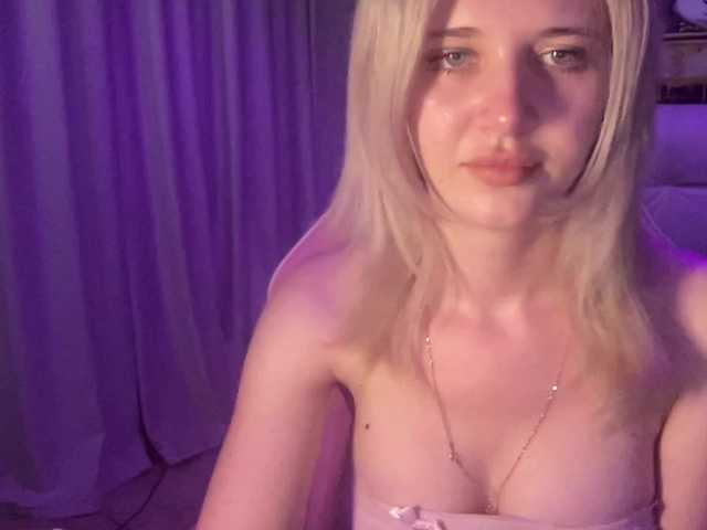 Broadcast Screenshots NatalieSmith