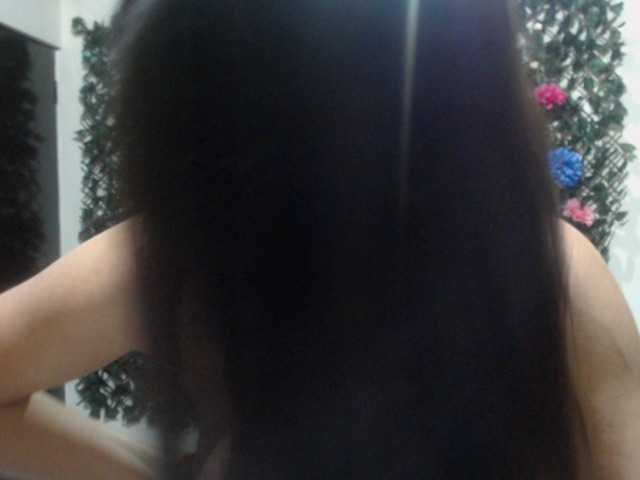 Broadcast Screenshots NATASHASTON