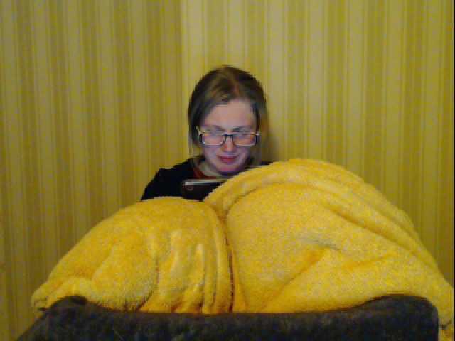 Broadcast Screenshots naturalblonde