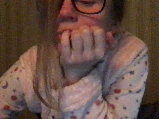 Broadcast Screenshots naturalblonde