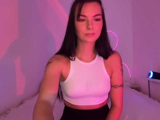 Broadcast Screenshots Nicol-LoveBaby