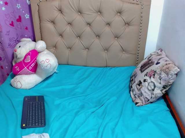 Broadcast Screenshots NicoleMoore