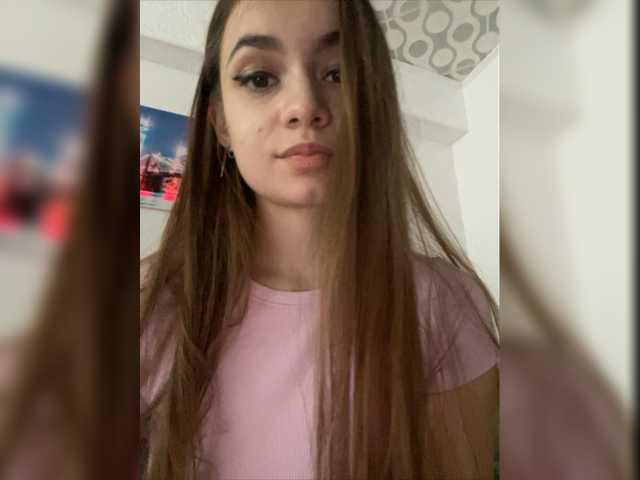 Broadcast Screenshots ___________________