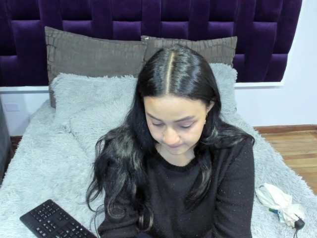 Broadcast Screenshots nikki-tom